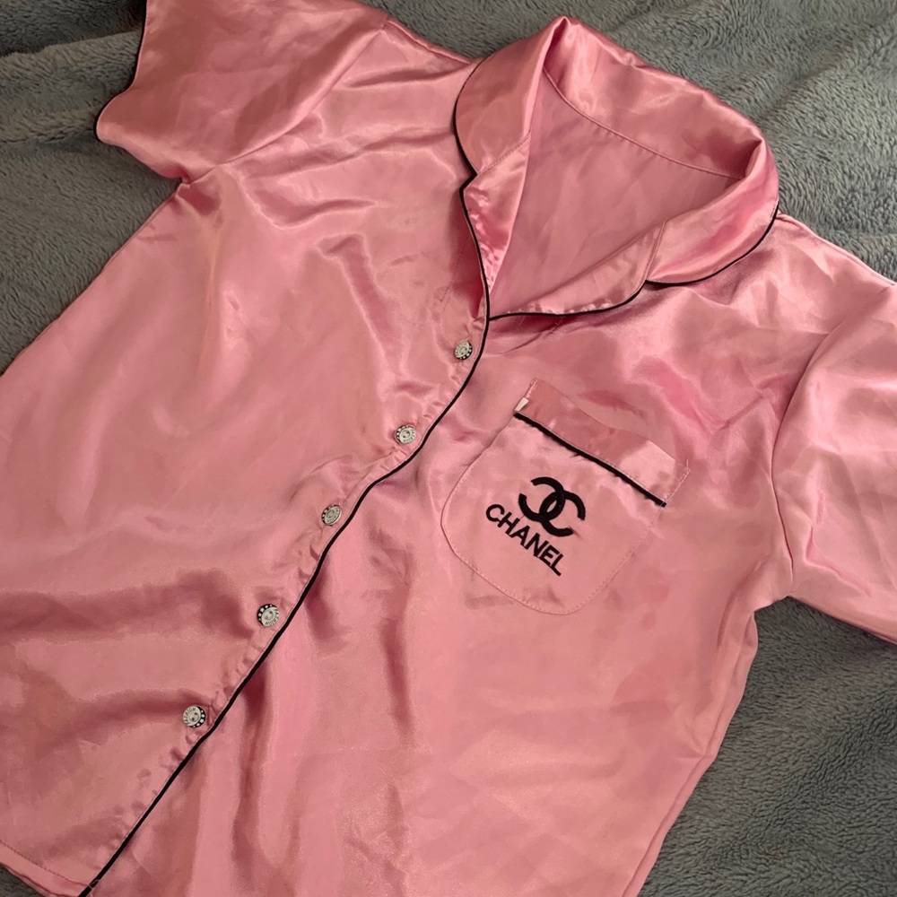 💕💕Chanel silk pajama top 💕💕💕